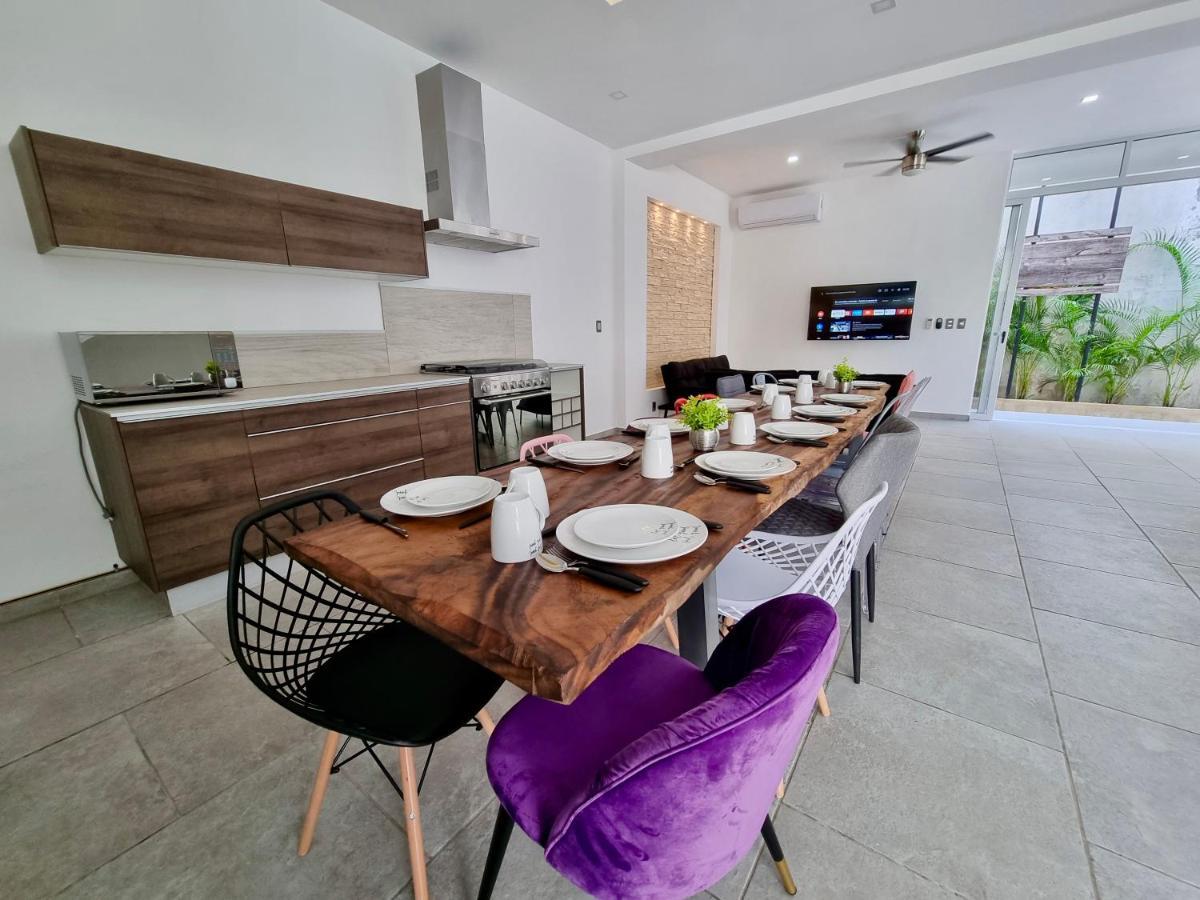Modern Rutelena +good Location+pool+ac+sleeps 12 Playa del Carmen